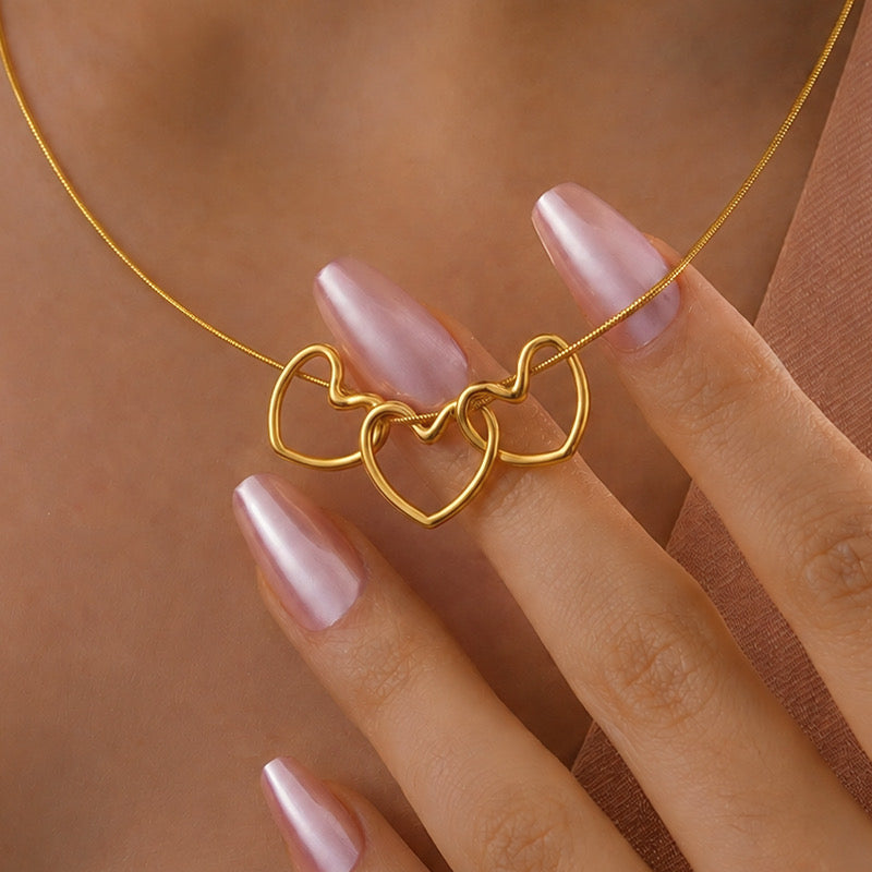 Collar 3 corazones